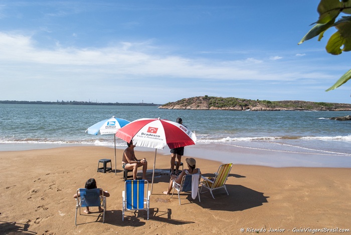 A Ilha do Boi abriga as duas praias mais badaladas de Vitória. - Photograph by Ricardo Junior / www.ricardojuniorfotografias.com.br