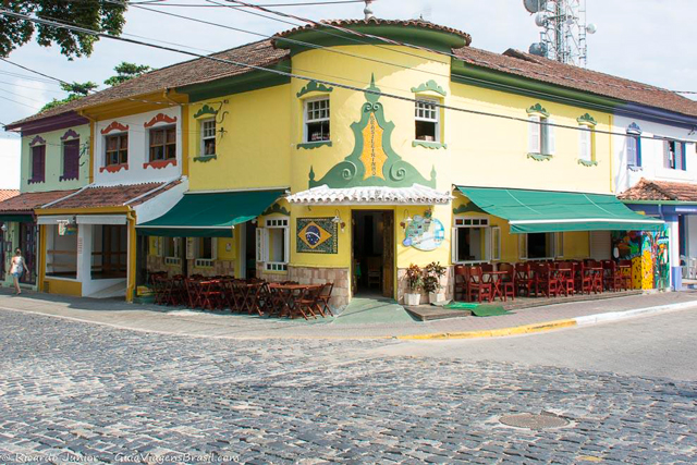 Centro histórico, conhecido como Vila, em Ilhabela, São Paulo. Photograph by Ricardo Junior / www.ricardojuniorfotografias.com.br