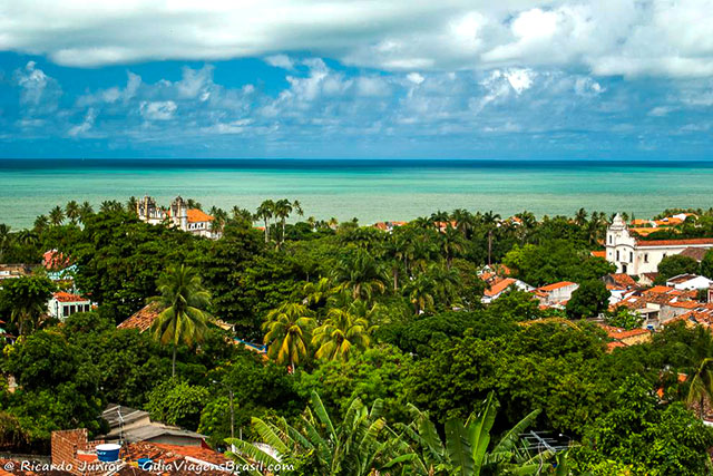 Foto do mirante da Igreja de São Salvador do Mundo, ou Igreja da Sé, Olinda, PE. Photograph by Ricardo Junior / www.ricardojuniorfotografias.com.br