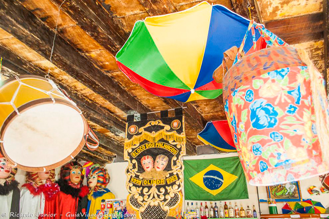 Bonecos e decorações utilizadas no Carnaval de Olinda, em Pernambuco. Photograph by Ricardo Junior / www.ricardojuniorfotografias.com.br