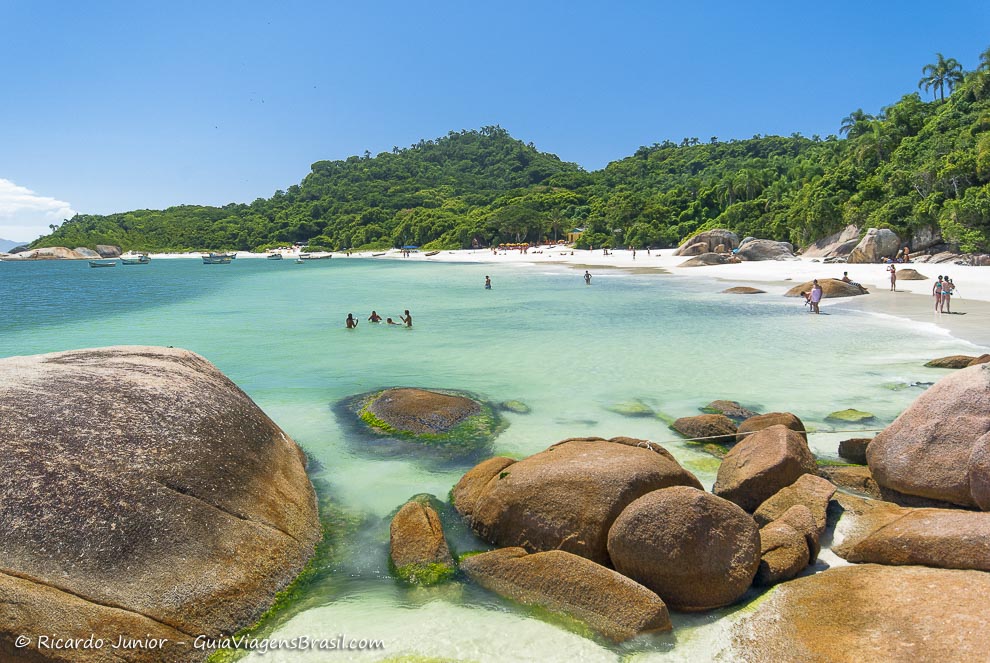 Piscinas Naturais da Ilha Campeche em Florianópolis (SC) - Foto: Ricardo Junior Fotografias.com.br