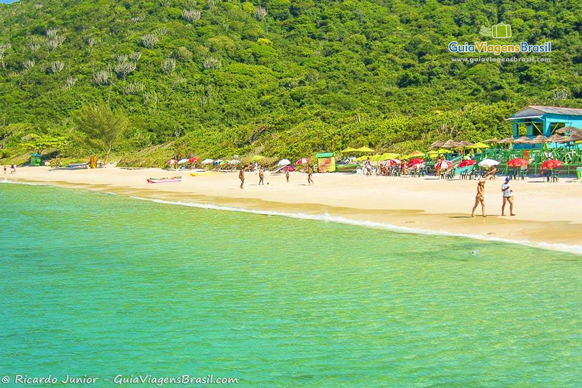 Foto orla Praia do Forno, Arraial do Cabo, Rio de Janeiro.