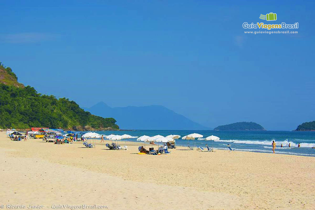 Foto Praia de Juquehy, São Sebastião, SP.