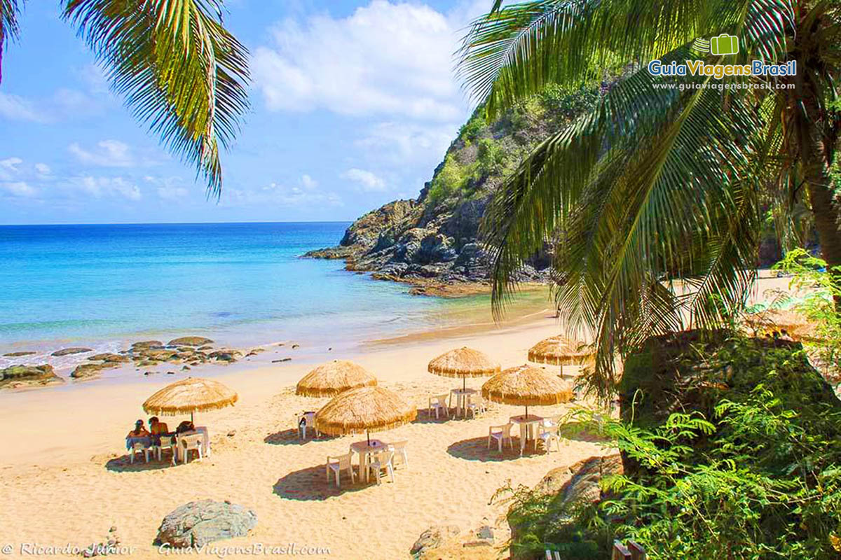 Foto Praia do Cachorro, em Fernando de Noronha, PE.