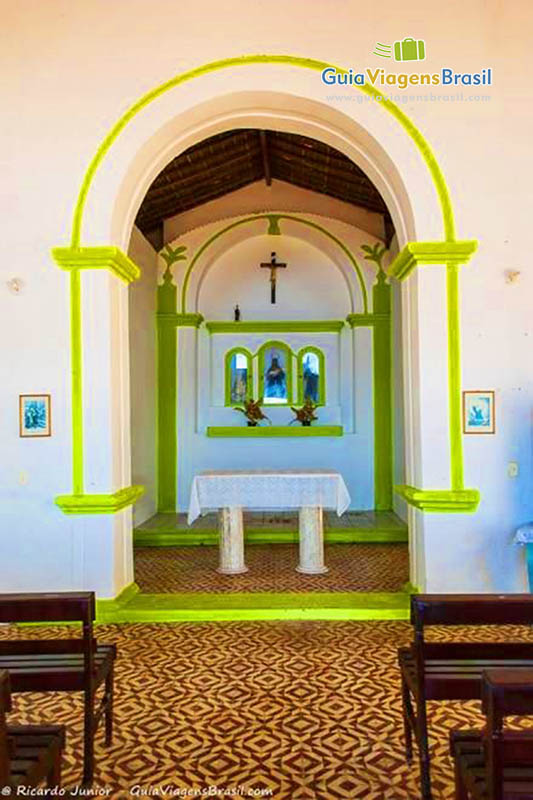Imagem do altar da Igreja de São Benedito.