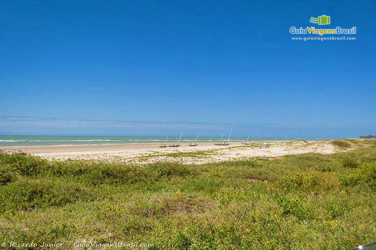 Imagem da belíssima Praia Embuaca.