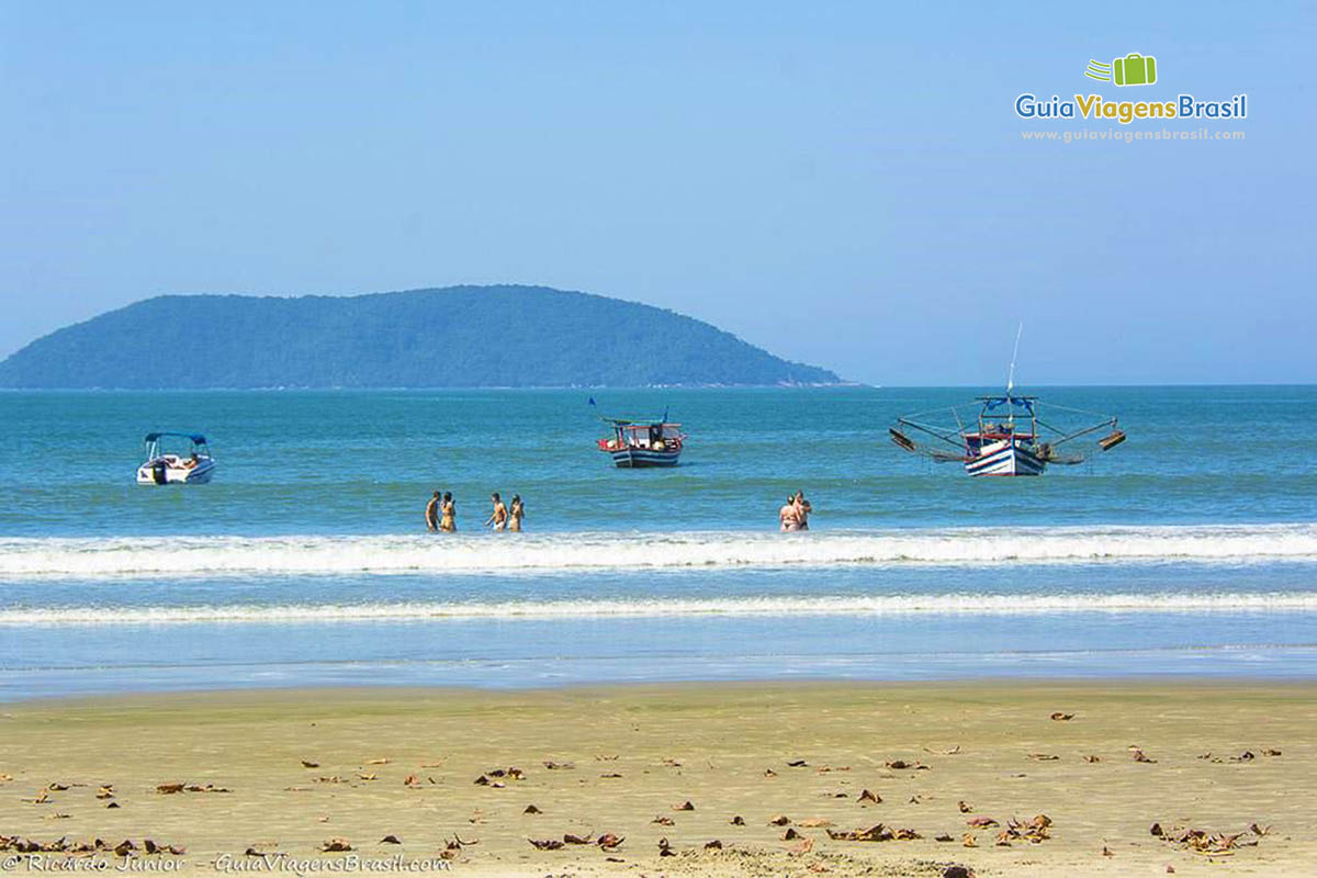 Imagem de bela Praia Maranduba.