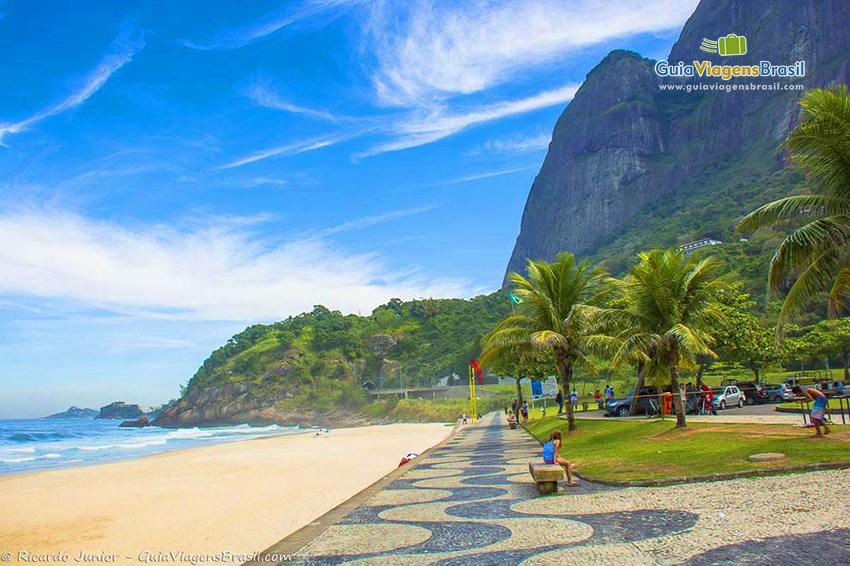 Imagem da lindíssima Praia de São Conrado.