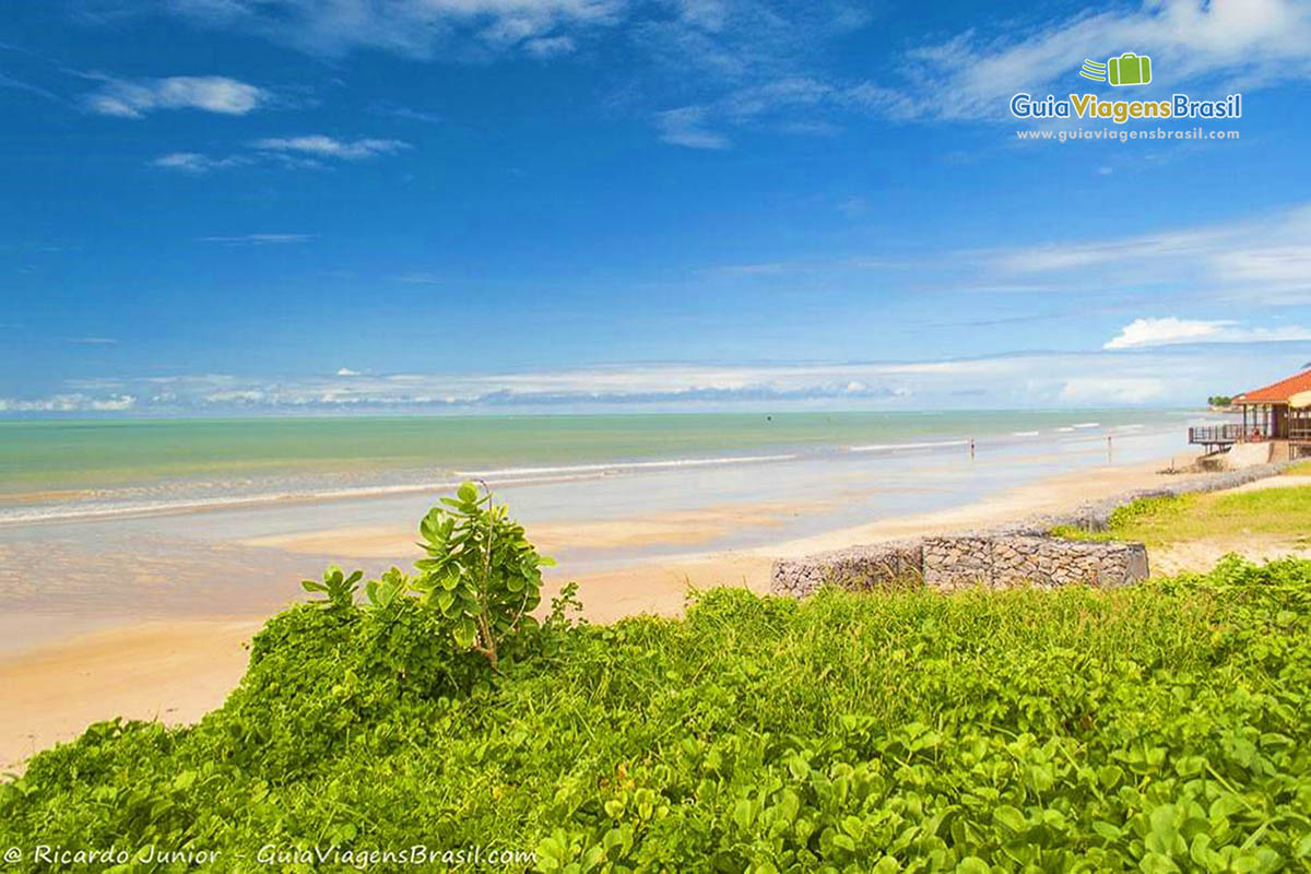 Imagem da bela vista da Praia Bessa.