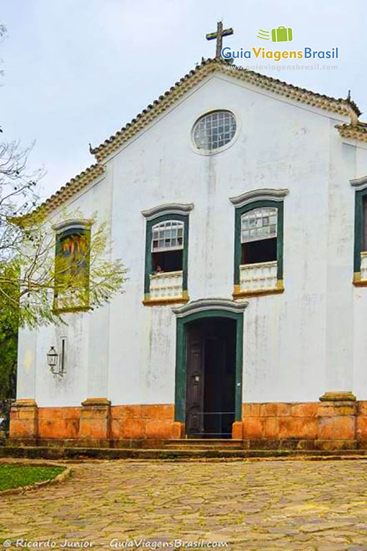 Imagem aproximada da Capela de São João Evangelista.