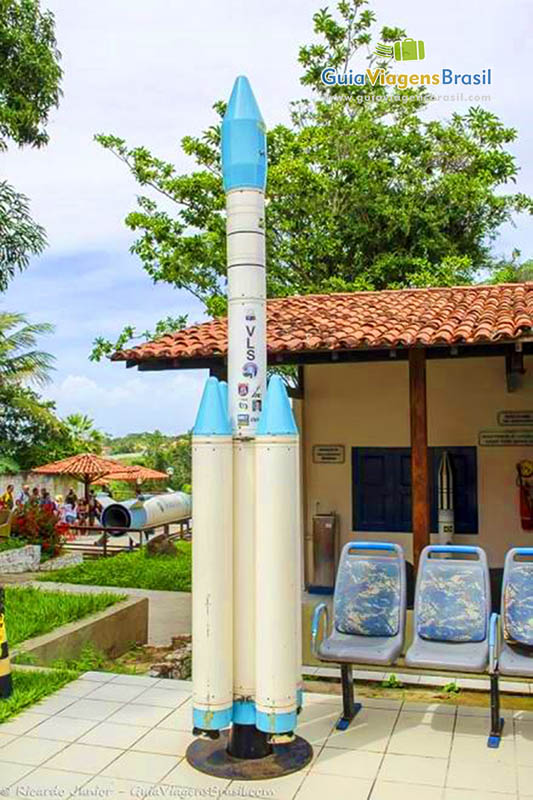 Imagem do monumento do Centro de Lançamento Alcântara.