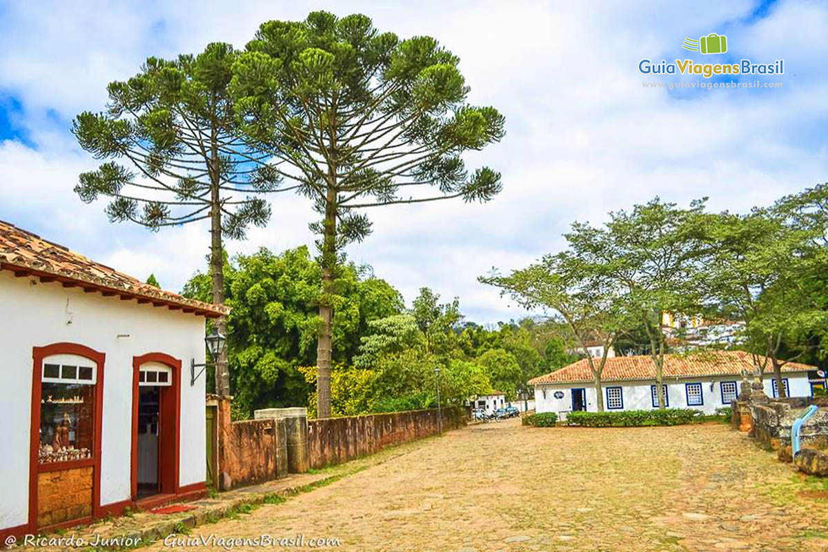 Imagem de frente ao Chafariz de São José.