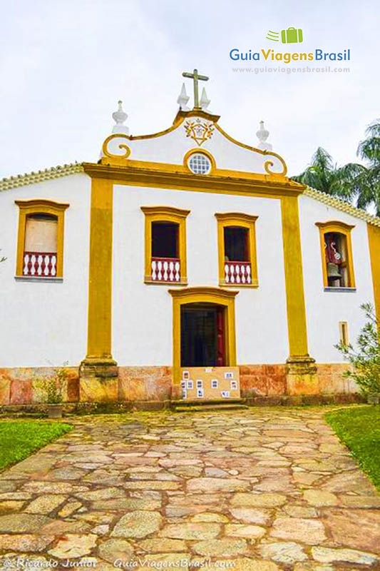 Imagem aproximada da Igreja de Nossa Senhora das Merces.