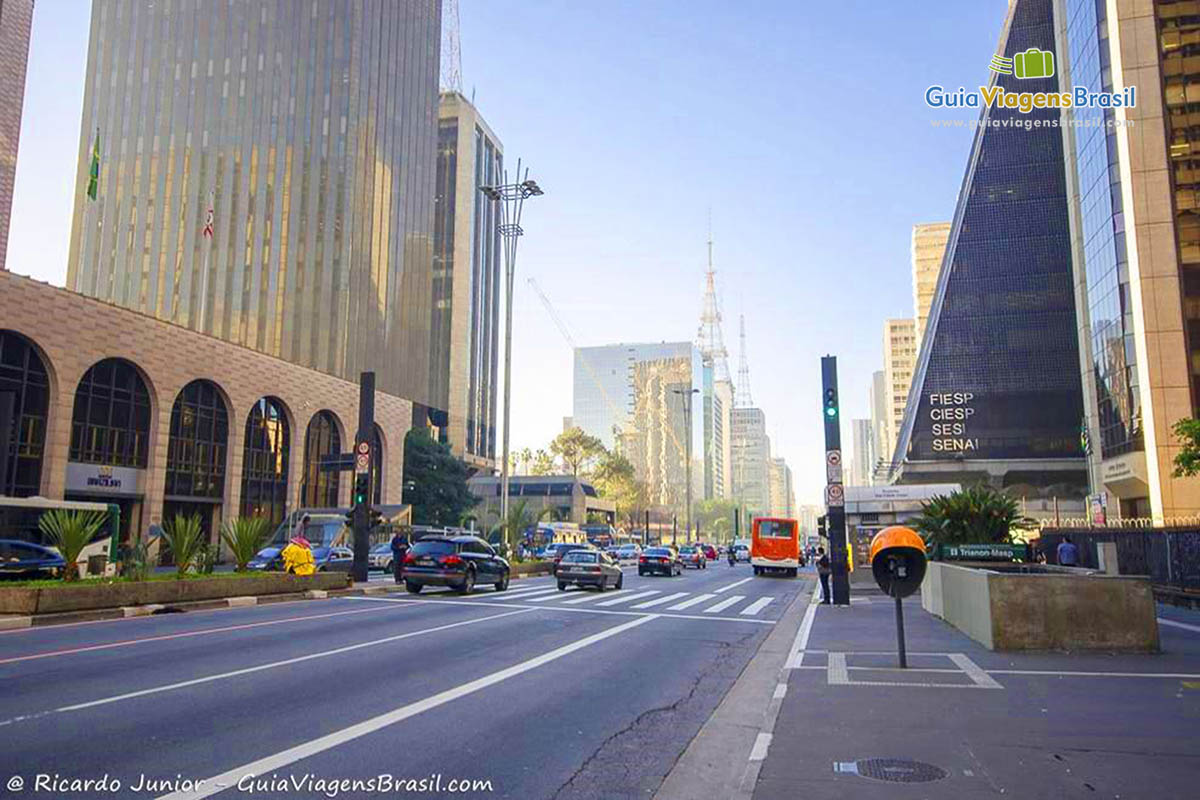 Imagem do prédio da Fiesp na Av. Paulista, em São Paulo.