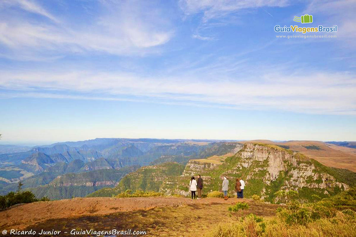 Imagem do alto do horizonte, paisagem divina.