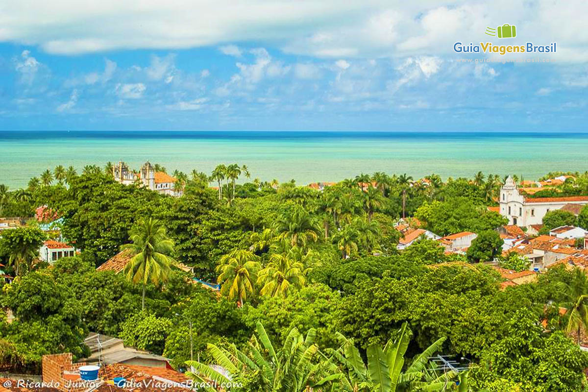 Imagem do alto da cidade de Olinda, Pernambuco.