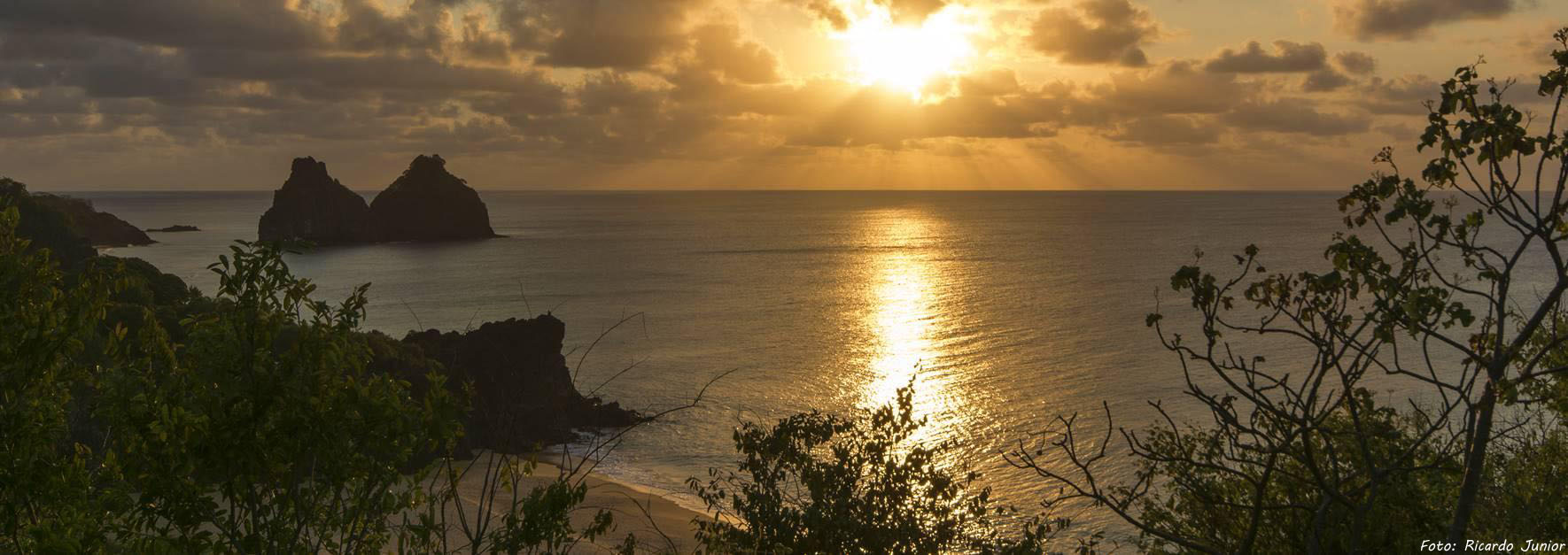 PRAIAS DE FERNANDO DE NORONHA