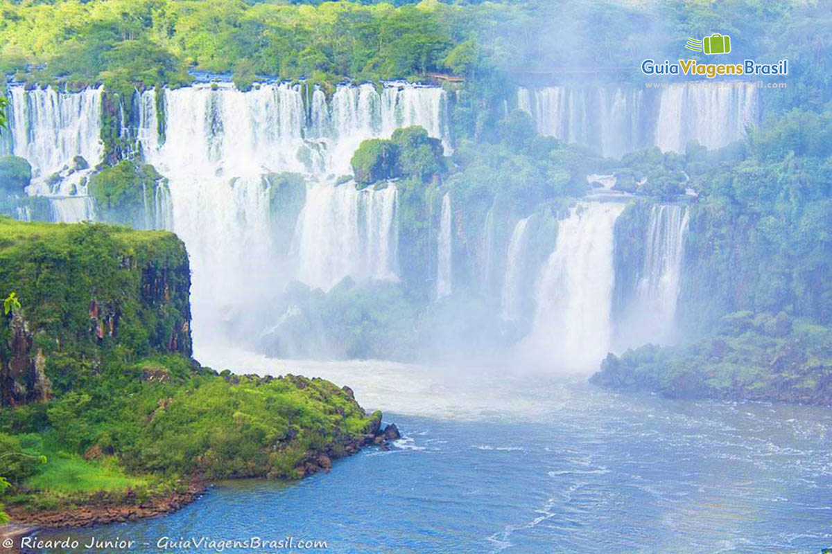 Imagem panorâmica das Cataratas