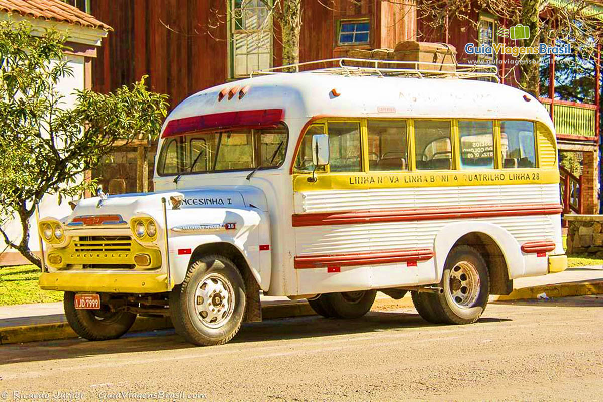 Imagem do ônibus princesinha I.