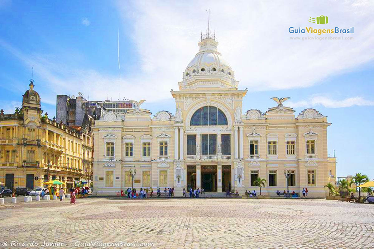 Imagem do belo Palácio Rio Branco, no Pelourinho.