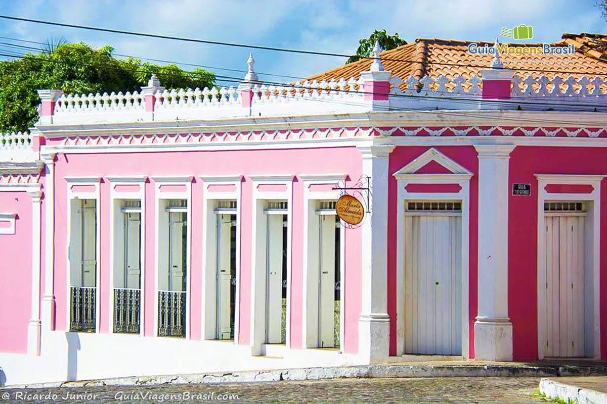 Imagem de uma casa com arquitetura do século XVIII, em Penedo, Alagoas, Brasil.
