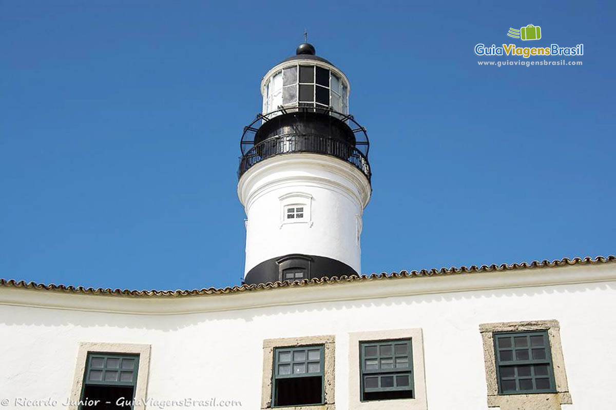 Imagem do topo do Farol da Barra.