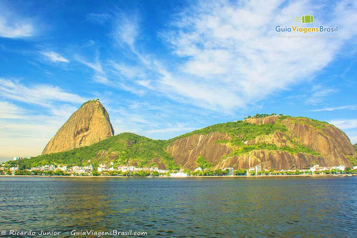 Imagem da bela vista que se tem do Aterro do Flamengo.