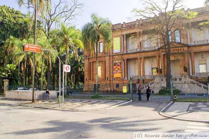 Imagem da Pinacoteca, onde possui excelentes eventos para a população.