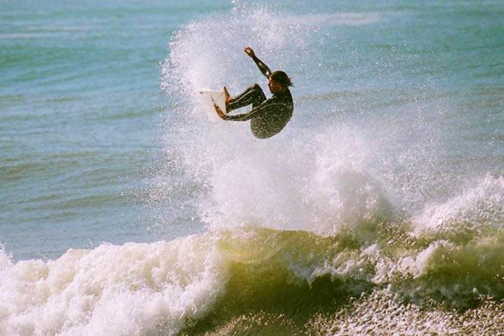 Surf na praia da Vila - Imbituba / SC