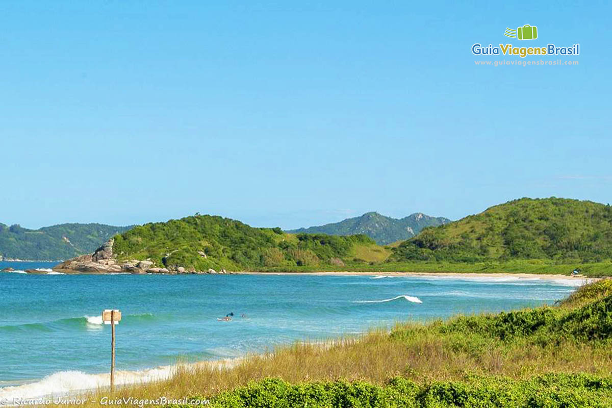 Imagem da maravilhosa Praia Quatro Ilha.