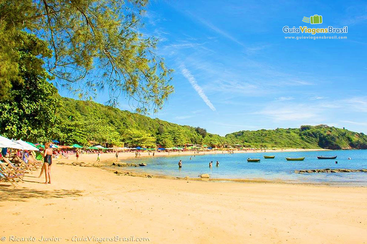 Imagem da orla da Praia Tartaruga.