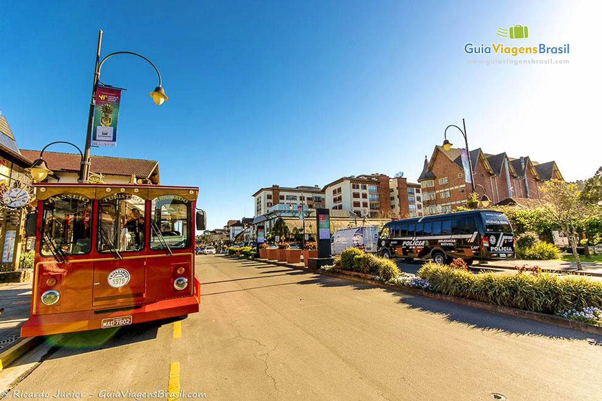 Imagem da frente do fumacinha, ideal para passeio na cidade.