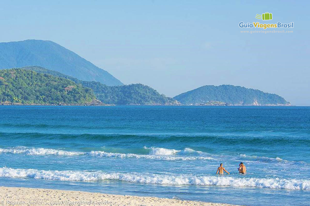 Imagem da badalada e famosa Praia Maresias.