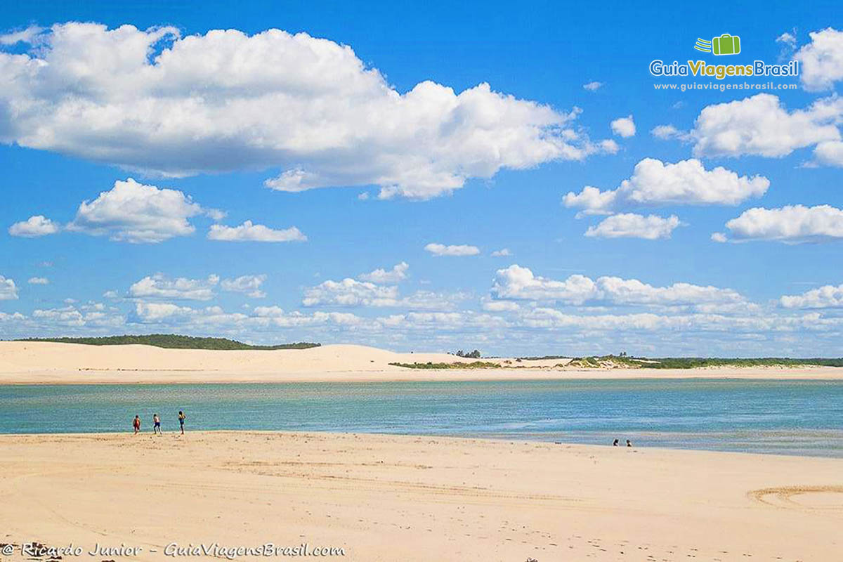 Imagem da piscina natural Praia Mundaú.