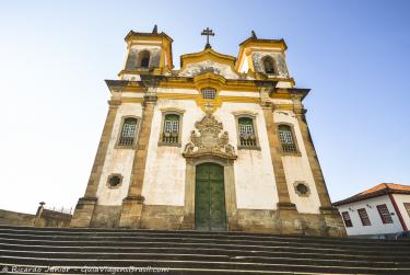 Foto da Igreja de São Francisco de Assis, em Mariana, MG – Crédito da Foto: © Ricardo Junior Fotografias.com.br