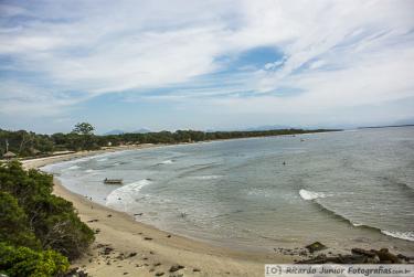 Foto da Praia do Forte de Nossa Senhora dos Prazeres, na Ilha do Mel, PR – Crédito da Foto: © Ricardo Junior Fotografias.com.br