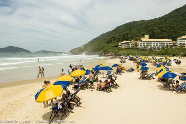 Foto da Praia do Santinho, em Florianópolis, SC – Crédito da Foto: © Ricardo Junior Fotografias.com.br