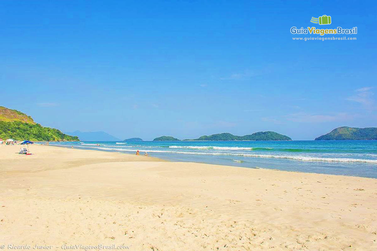 Imagem das belezas da Praia Juquehy.