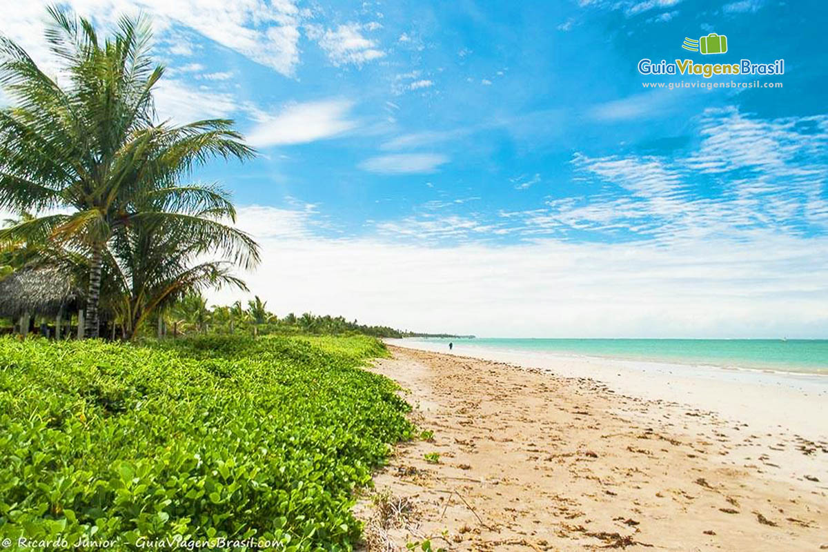 Imagem da charmosa Praia do Toque.