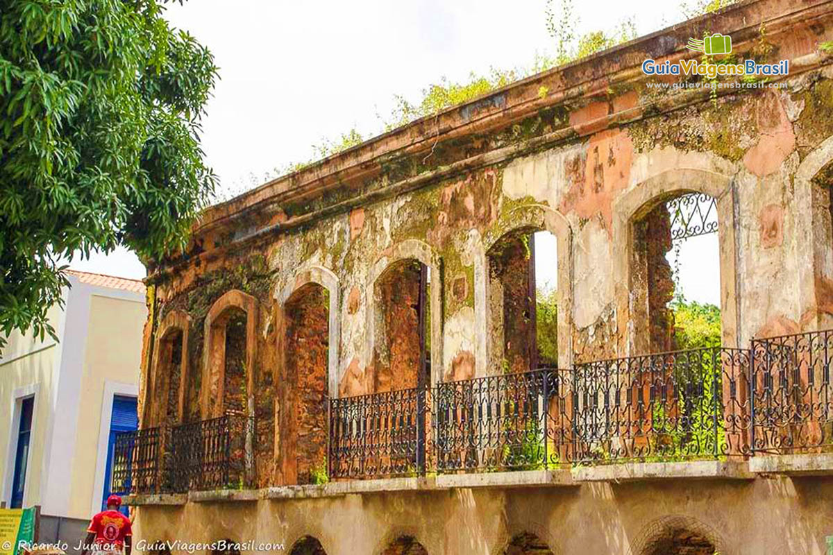 Imagem das ruínas no centro histórico de São Luís.