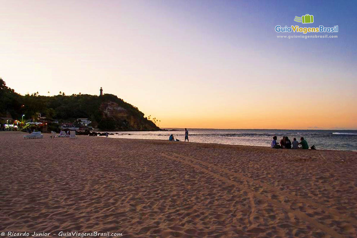 Imagem de um lindo entardecer na Segunda Praia em Morro de São Paulo.